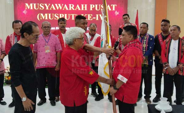 Christian Sohilait Lanjut Ketua IKEMAL