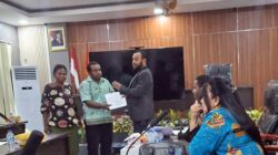 Komisi IV DPRP PBD-Pansus LKPJ Dikunjungi Mama-mama Pedagang OAP, Bawa 3 Aspirasi