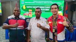 Pastikan Stok BBM Aman, Disnaker PBD Minta Warga Tak Perlu Panik 7 Foto bersama usai Rapat Monitoring & Evaluasi Dstribusi BBM di PBD Maximus Air - Wakil Ketua Hiswana Migas PBD , Yance Susim -Kepala Bidang SDM Disnakertrans ESDM PBD dan Yunus Muharrahman - Sales Branch Manager Pertamina Patra Niaga/Foto: Suzan