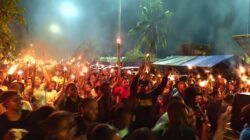 Polisi Siagakan 124 Personil Amankan Pawai Obor di Pantai Reklamasi Sorong 11 Pawai Obor Paskah Oikumen Kota Sorong Tahun 2026, Minggu (5/4/2026) /Foto: KENN