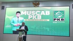Pemprov PBD Apresiasi Muscab PKB, Perkuat Konsolidasi dan Arah Kebijakan Partai 6 Plt Kepala Badan Kesbangpol PBD, George Yapsenang Menghadiri Musyawarah Cabang (Muscab) Partai Kebangkitan Bangsa (PKB) di Vega Prime Hotel Sorong, Rabu (8/4/2026)/Foto: Ist