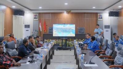 Biro Pemerintahan Sumbang SILPA 79 M di APBD 2025, DPRP Soroti Serapan Hibah Fantastis 31 Rapat Dengar Pendapat (RDP) Pansus LKPJ Gubernur tahun 2025 dengan Biro Pemerintahan, dan Kesra di ruang rapat DPRP, Kamis (9/4/2026)/Foto: KENN