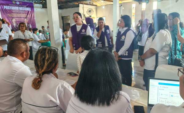 Lisa Wattimena HUT Posyandu Tanpa Seremoni4