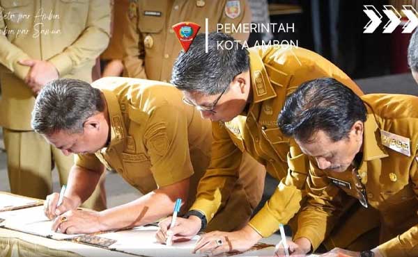 Pemkot Ambon-Kemenkum Maluku Teken PKS, Perkuat Layanan Hukum di Daerah 1 Pemkot Ambon Kemenkum Maluku Teken PKS
