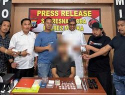 Polisi Bekuk Residivis Pengedar Sabu di Timika, Puluhan Paket Siap Edar Diamankan