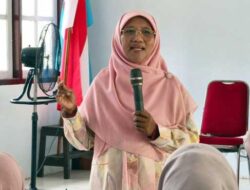 Kunjungi Siswa SMKN 1 SBT, Saadiah Berbagi Semangat-Harapan bagi Generasi Muda
