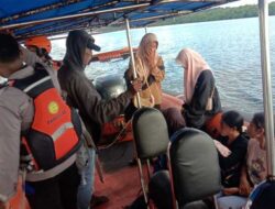 Kandas di Perairan Benjina, Tim SAR Gabungan Selamatkan 44 Penumpang KM. Putra Crrish