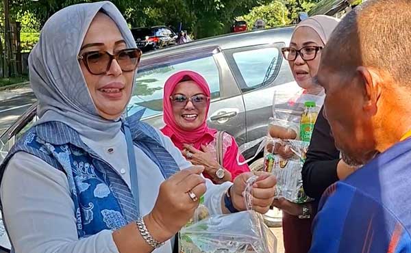Wawali Ely Minggu Berkah Halong Lateri