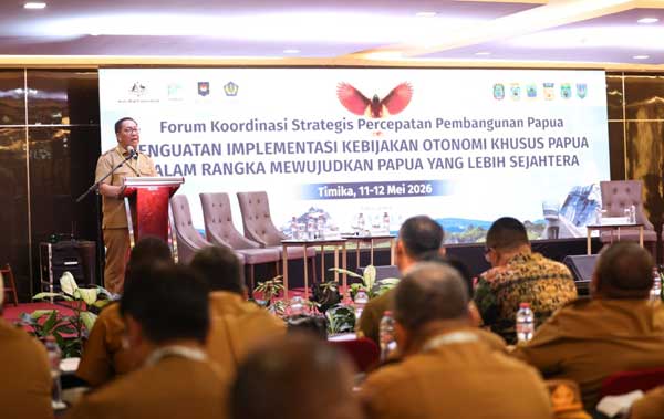 Pusat-Daerah Perkuat Komitmen Kelola Dana Otsus Papua Sejahterakan Masyarakat 2 6 Gubernur Wagub di Timika2