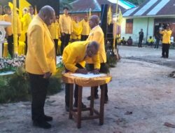 Ketua Beserta 70 Pengurus DPD II Partai Golkar Yapen, Resmi Dilantik
