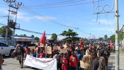 Aksi Demo 1 Mei 2026 di Timika