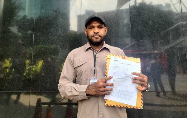 KAPAK Papua Selatan Resmi Laporkan Dugaan Korupsi PJU ke KPK 2 Alfred Pabika KAPAK Papua Selatan