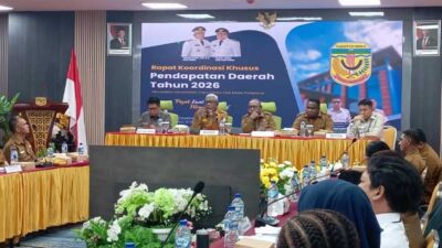 Bupati JR Rakorsus OPD Pendapatan Daerah