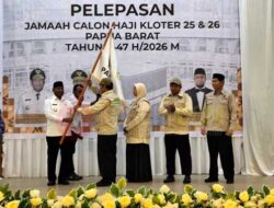 Resmi Lepas 143 JCH Papua Barat, Pesan Gubernur: Jaga Nama Baik Daerah dan Bangsa