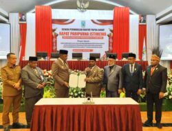 Serahkan 25 Rekomendasi LKPJ Gubernur Tahun 2025, DPRP Papua Barat Ingatkan Hal Ini