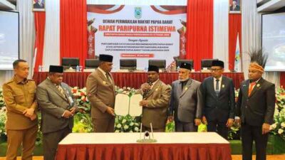 Serahkan 25 Rekomendasi LKPJ Gubernur Tahun 2025, DPRP Papua Barat Ingatkan Hal Ini 14 IMG 20260519 WA0025