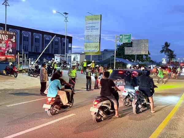 Polda PBD Pastikan KKR di Pantai Reklamasi Sorong Berlangsung Aman 1 IMG 20260530 WA0010