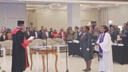 KPT Papua Barat Resmi Lantik Maria Jitmau Jabat Wakil Ketua III DPRP PBD