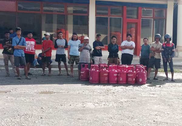 LPG Langka di Timika Warga Ricuh