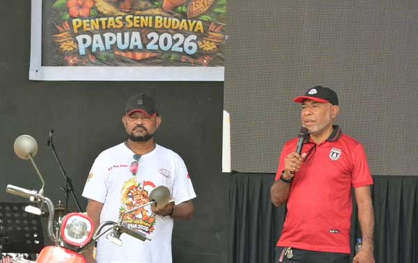 Matias Mano Papua Kembali ke NKRI