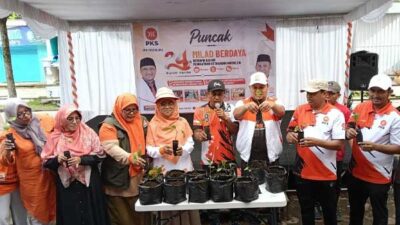 Milad ke 24 PKS Maluku Jadi Momentum Perkuat Ekonomi Rakyat 17 Milad ke 24 PKS Maluku Gerakan Tanam Massal