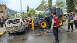 Mobil Terbakar Polda Papua