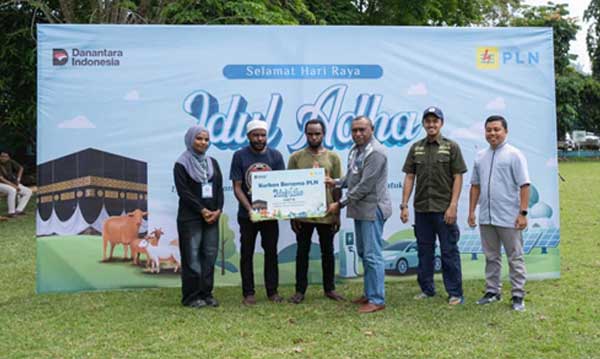 PLN Tebar Keberkahan Iduladha 1447 H di Tanah Papua: Salurkan 23 Hewan Kurban 1 PLN Berkurban Iduladha 1447 H