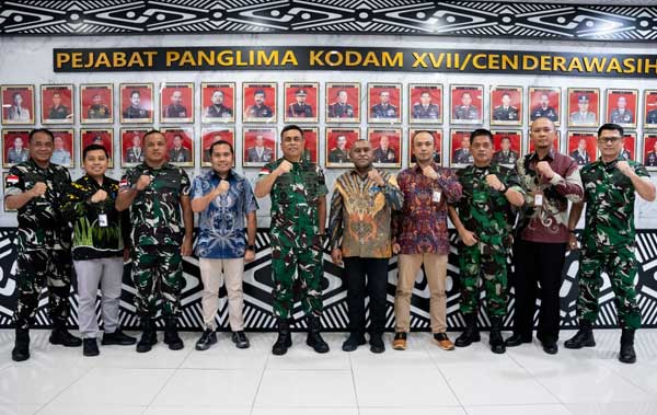 PLN-Kodam Cenderawasih Kolaborasi Perkuat Pengamanan Infrastruktur dan Pemerataan Listrik Papua 4 PLN Kodam XVII Cenderawasih3