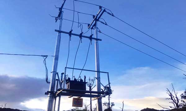 PLN Listrik 24 Jam di 4 Distrik se Pegaf