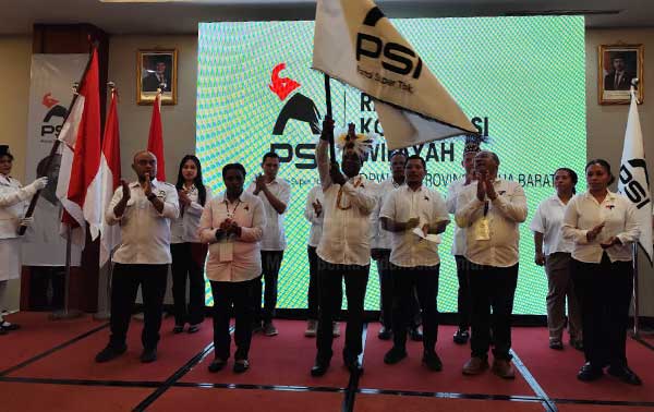 Andy Salabai Resmi Nakhodai PSI Papua Barat, Begini Pesan Kaesang Pangarep 2 PSI Papua Barat Dikukuhkan2