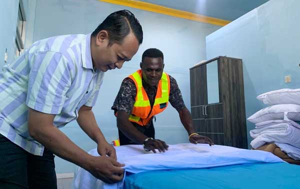 IPN Bentukan PTFI Luluskan 8 Pemuda Suku Kamoro, Siap Kerja di Industri Perhotelan 2 PTFI IPN Luluskan 8 Pemuda Asli Kamoro2