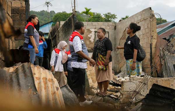 Pertamina Bantu Kebakaran DOK VIII Jayapura