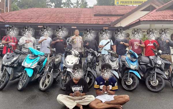 Polresta Sorong Kota Berhasil Ungkap Kasus Curanmor-Curas, Belasan BB Diamankan 1 Polresta Sorong Kota Curanmor n Curas