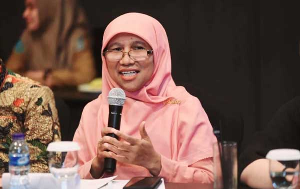 Saadiah Uluputty Apresiasi Bulog Maluku