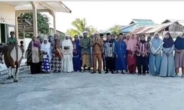 Kurban Jangkau Pulau Terselatan: Cinta Saadiah Dibalas Ucap Terima Kasih Warga Labobar 2 Saadiah Uluputty Hewan Kurban di Labobar2