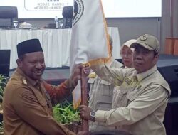 Resmi Lepas 447 JCH asal Papua Barat-PBD, Wagub Nausrau Titip 3 Pesan Penting