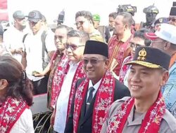Wali Kota-Wawali Ambon Hadiri Pelantikan Raja Siri Sori Islam