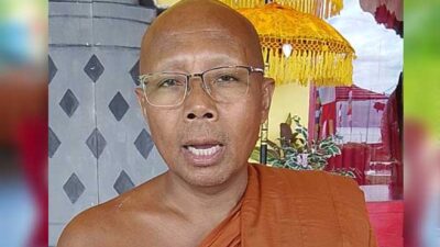Waisak 2570 BE Jadi Momentum Pengendalian Diri demi Wujudkan Perdamaian Dunia 15 Y.M. Bhikkhu Siriratano Mahathera Buddha Mal