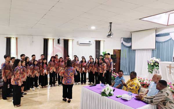 DPRP PB Tinjau Kesiapan Kontingen, Soroti Transportasi hingga Pelayanan Jelang Pesparawi 3 DPRP PB Kunjungi Kontingen2