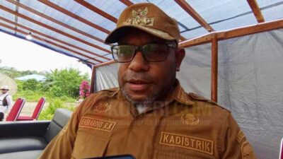Everardus R. Kukuareyau Kepala Distrik MBJ2