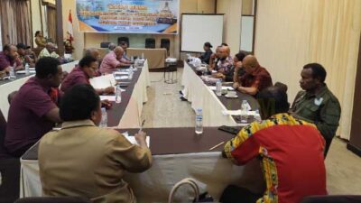 Poksus DPRP PBD Serap Aspirasi Tokoh OAP, Soroti Minim Sosialisasi Program-Layanan Dasar 17 Franky Umpain Poksus DPRP PBD korericom2