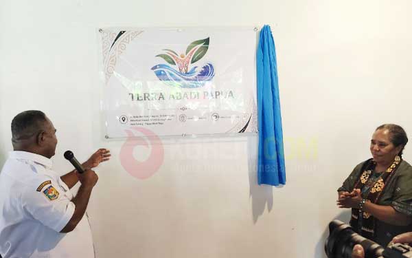 Gub PBD Resmi Sek Terra Abadi Papua 1
