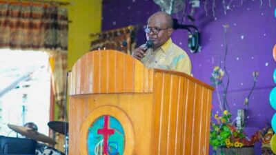 Pesan Penting Gubernur Papua Tengah di HUT ke 62 Gereja Kingmi Maranatha Nabire 19 Gub PT HUT ke 62 Gereja Kingmi Jemaat Marnatha Nabire