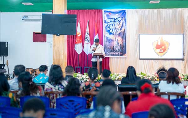 Gubernur Papua Tengah Dorong Generasi Muda GSJA Jadi Agen Perubahan bagi Daerah 2 Gub PT Youth Camp GSJA 2026 2