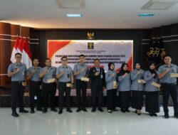 Ambil Sumpah PNS dan Lantik Jabatan Fungsional Kemekum, Kakanwil PB Tegaskan Integritas ASN