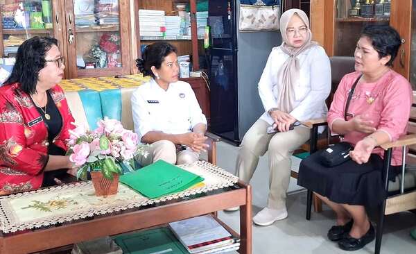 Yanni Serap Masukan Sekolah, Dorong Penyempurnaan MBG di Papua 1 IMG 20260607 WA00242