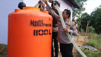 Hari Bhayangkara ke-80, Polda PBD Salurkan 20 Ribu Liter Air Bersih bagi Masyarakat 14 IMG 20260623 WA0077
