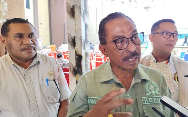Jhon Lewerissa DPR Kota Soroong