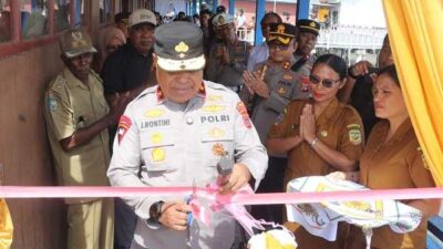 Kapolda Papua Tengah Penuhi Janji, Resmikan MCK Sekolah di Amamapare 17 Kapolda PT resmi MCK Sekolah di Amamapare