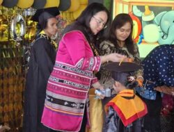 73 Siswa PAUD Velovevexia Nusaniwe Ambon Tamat, Bunda Lisa Ingatkan Ini ke Ortu